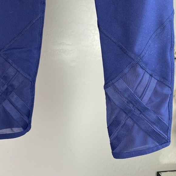 Lorna Jane Leggings S Capri Crisscross Mesh Athletic Workout Yoga Pants - Picture 5 of 6